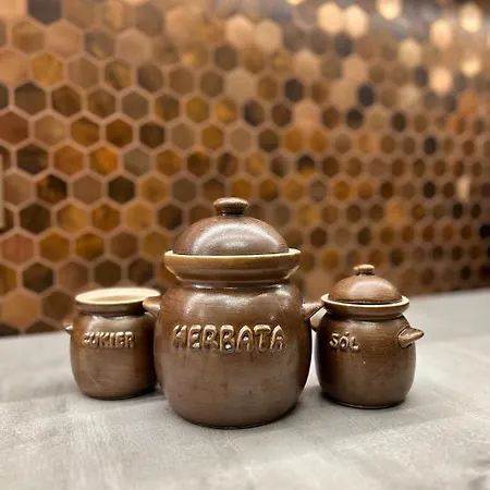 Wilcza Jama Z Kominkiem - Viva Pod Giewontem *